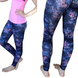 Floral Lululemon Wunder Unders